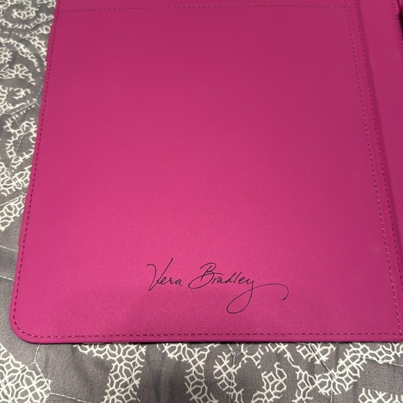 NEW Vera Bradley Tablet Folio For IPad 2 and later - Picture 4 of 6